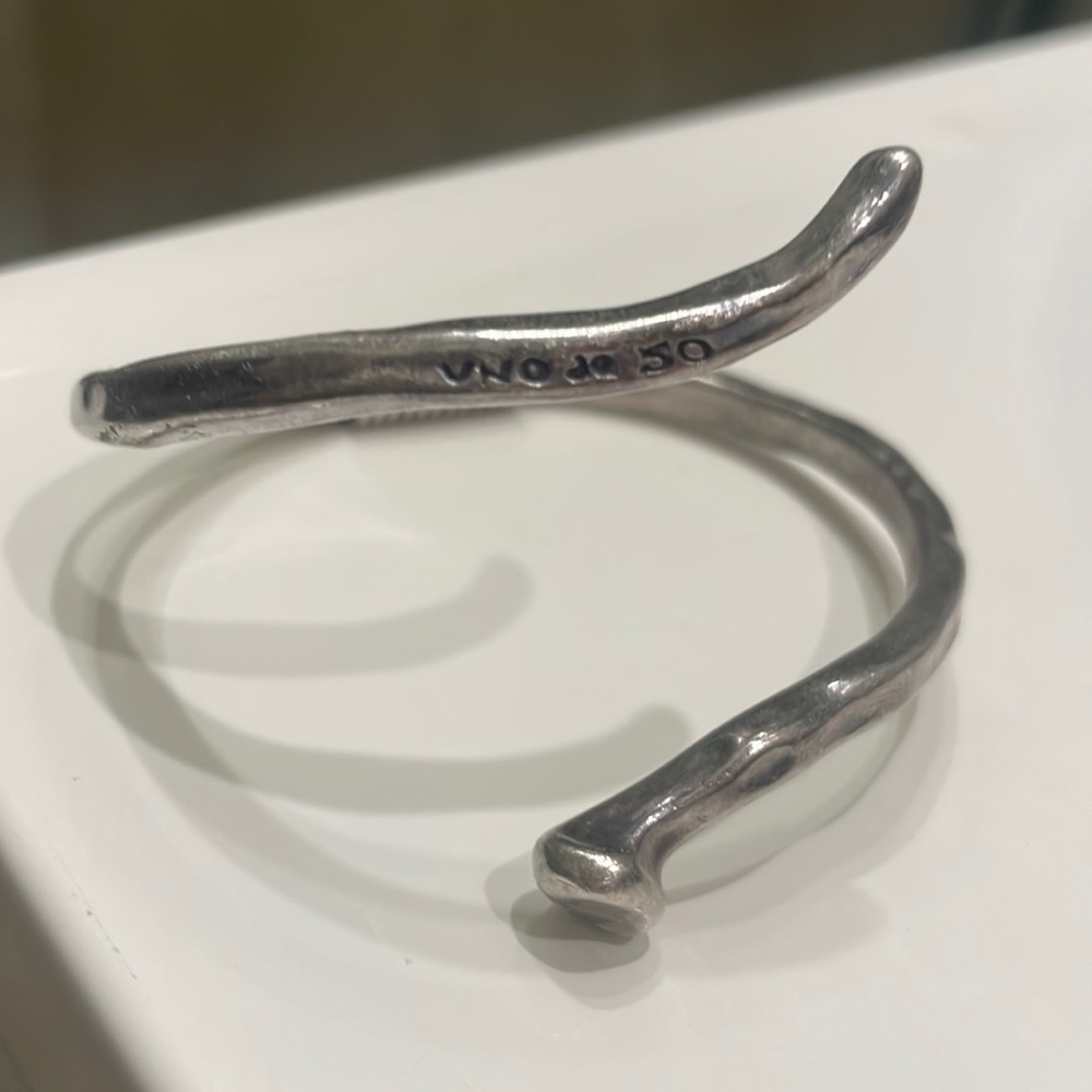 Uno de 50 silver plate nail bracelet